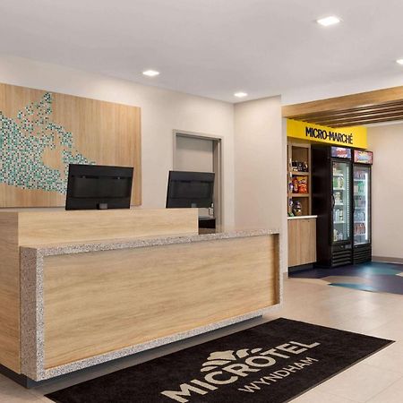 Microtel Inn Suites By Wyndham Lac-Mégantic Exterior photo